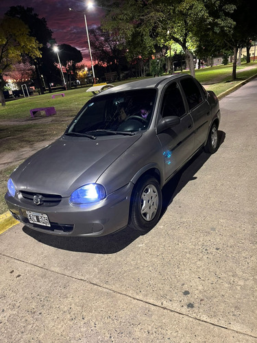 Chevrolet Corsa Classic 1.6 Gl