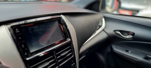 Imagem 8 de 10 de Promoção Toyota Yaris 2020 / Automático 1.5 Garantia