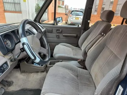 Chevrolet Trooper 2.6 Std