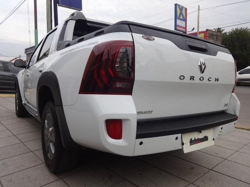 Imagen 6 de 15 de Renault Duster Oroch Outsider Plus 2.0 { 1er Dueño }