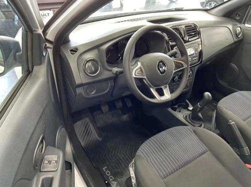 Imagen 10 de 15 de Renault Logan 1.6 16v Life