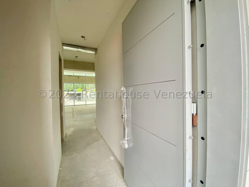 Edificio Residencial/ Apartamentos Tipo Loft (3 Niveles) / Obra Limpia) Venta Chulavista Mls - 24-11680