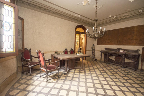 Excelente Casa /lote En Venta Sobre La Av. Juan Bautista Alberdi 1960 Flores