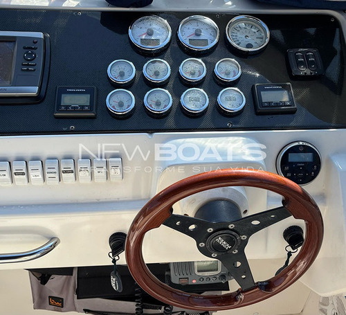 Real Power Top 350 2x Volvo 220 Ñ Phantom Triton Intermarine
