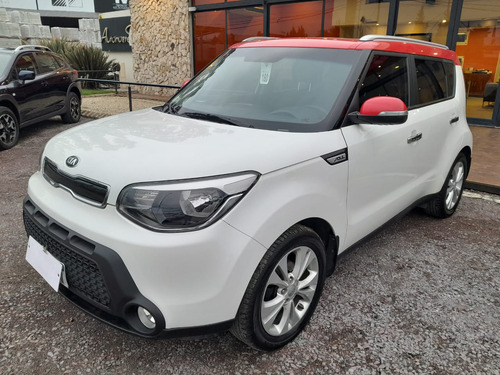 Imagen 2 de 17 de Kia Soul 1.6 Ex At L14 2017