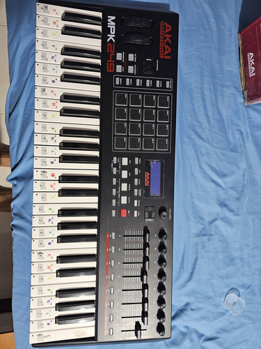 Akai Professional Mpk249 - Controlador Midi Usb Con Teclado (Usado)