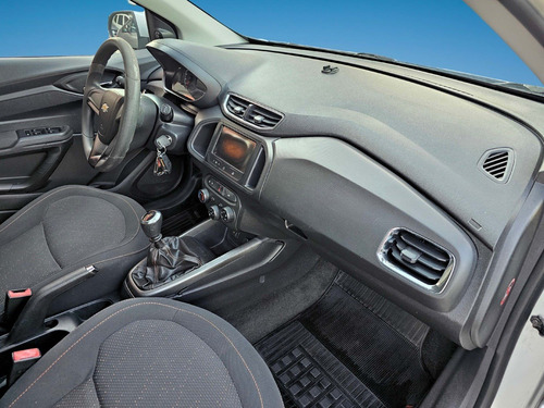 Chevrolet Onix 1.4 MPFI LTZ 8V FLEX 4P MANUAL