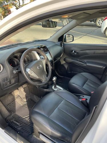 Nissan Versa 1.6 Exclusive At 2020