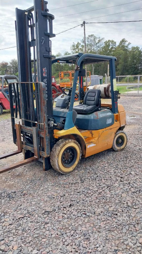 Imagen 15 de 24 de Autoelevador Toyota 42-7fg20 2000kg Nafta/gas