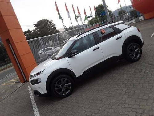 Imagem 4 de 9 de Citroën C4 Cactus 1.6 Vti 120 Flex Feel Eat6