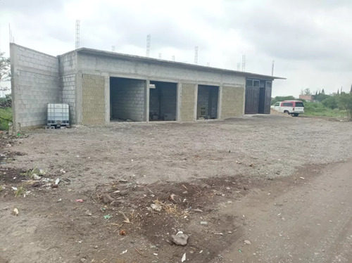 Propiedad Con Locales En Venta En La Piedad