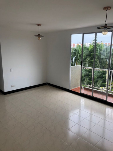 Venta De Apartamento Valle Del Lili, Sur De Cali 4810