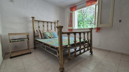 Casa De 3 Dormitorios - Los Aromos - Pileta