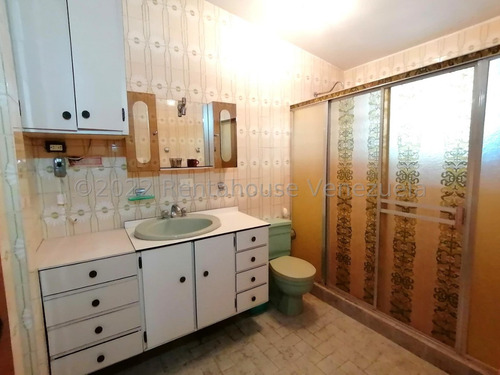 En Venta, Quinta Con 525 M2 De Terreno, Urb Los Libertadores, Barquisimeto. Coflex 255575 - #// Monica C., Ofertas Limitadas, Inversion Inteligente/*#