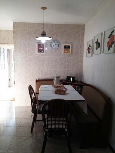 Imagem 5 de 17 de Casa No Saguaçú Com 3 Quartos Para Venda, 210 M² - Lg4508