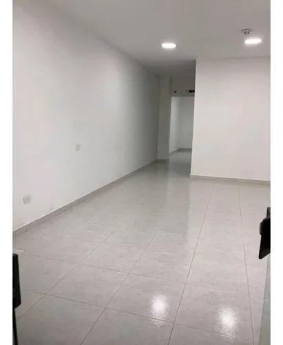 Local En Centro Comercial Pasarela En El Norte De Cali