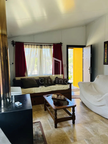 Venta De Casa En Balneario Bs. As. A 200 Mts Del Mar.