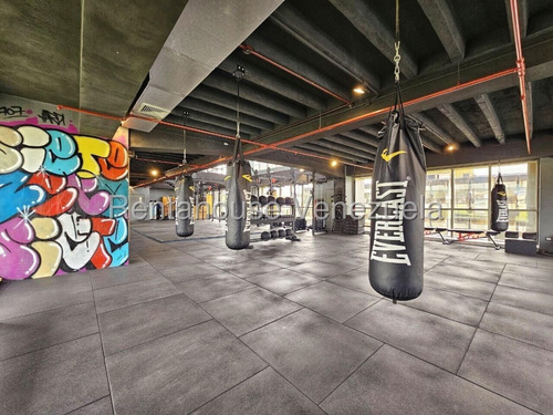 Estupendo Gimnasio En Venta (fondo De Comercio), Urb. Santa Paula