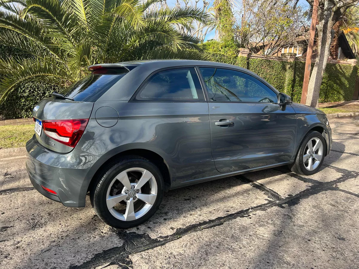 Audi A1 1.4 Tfsi Stronic 125cv