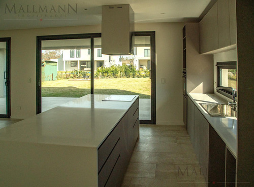 Casa A Estrenar Venta En Pilará Calesa | Mallmann Propiedades