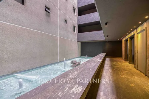Penthouse Dúplex Con Vista Despejada En Moderno Ed...