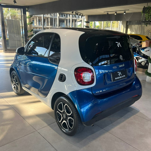 Imagen 5 de 21 de Smart Fortwo 1.0 City