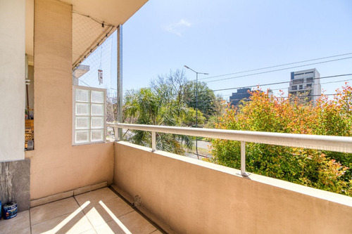 Venta Triplex 4 Amb Apto Crédito Permuta Urquiza