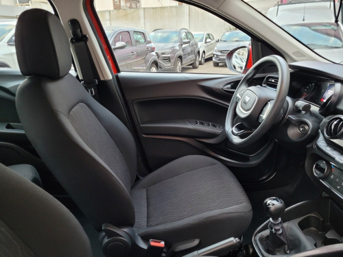 Imagen 13 de 17 de Fiat Cronos