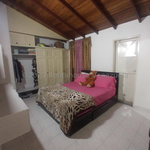 *//. Zudwendyz Leal Vende Casa Con Local Comercial En La Mata Cabudare, Lara. //* Zl