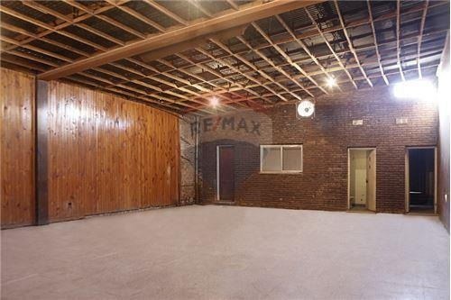 Imagen 4 de 14 de Venta Gran Local Comercial San A. De Areco-centro