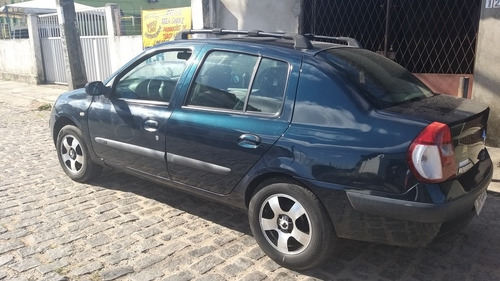 Renault Clio 2005 1.0 16v Authentique Hi-power 5p