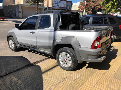 Imagen 5 de 9 de Fiat Strada 2013 1.6 Adventure Cd C/alarma + Capota