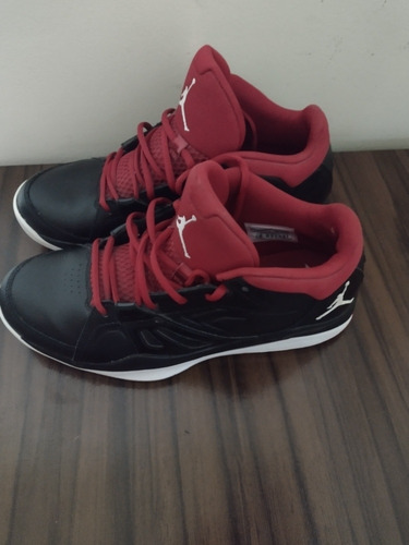 Tênis Nike Air Jordan Ace 23