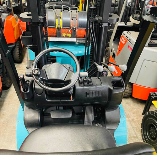 Imagen 6 de 12 de Autoelevador Sumitomo 2tn, Mastil 3mts, Desplazador