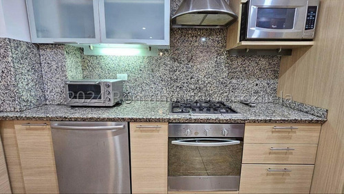 Se Vende Bello Apartamento En Lomas Del Sol Mls 25-11165