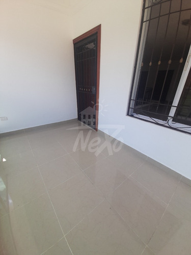 Imagen 6 de 16 de Amplia Casa Con Un Gran Patio En Santiago Llanos De Gurabo (jpc-215)