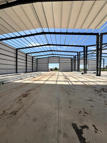 Nave Industrial En Polo 52 - Parque Industrial - Alquiler
