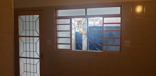 Imagem 4 de 12 de Casa Terrea Totalmente Independente