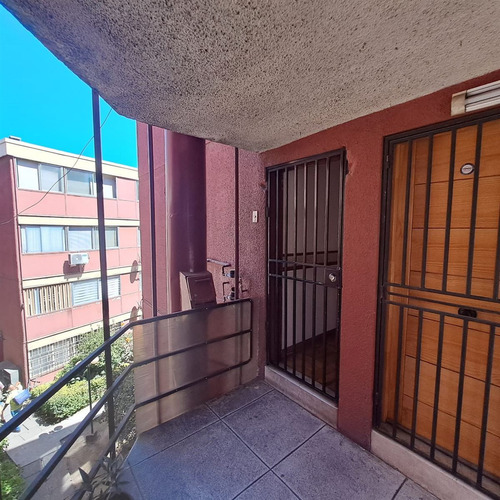 Departamento En Venta De 2 Dorm. En Santiago