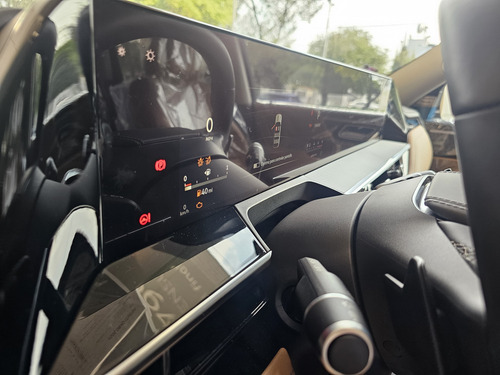 Infiniti QX80 3.5 V6 Sensory 8 Pasajeros