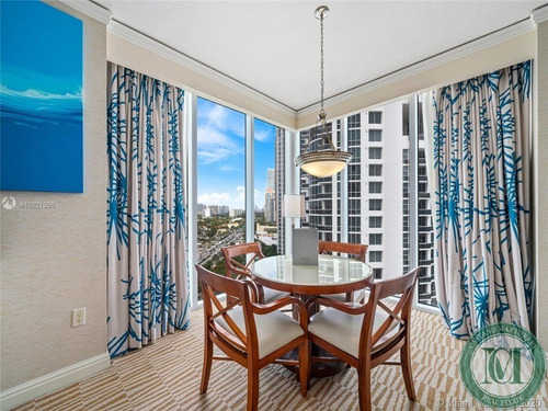 Imagem 9 de 10 de Apartamento - Ap00364 - 67816877