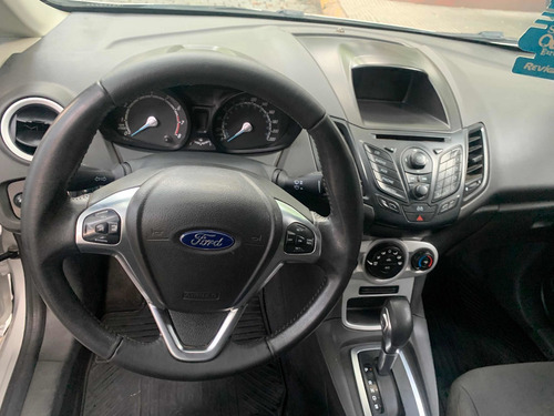 Imagen 10 de 25 de Ford Fiesta Kinetic Design 2018 1.6 Se Powershift 120cv
