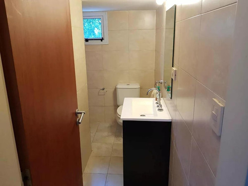 Casa En Alquiler - 3 Dormitorios 3 Baños - Cochera - 836mts2 - La Plata
