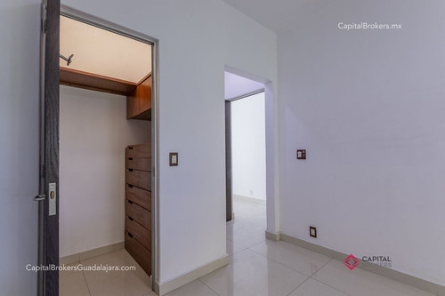 Casa De Lujo En Renta Colonia Moderna
