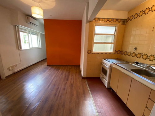 Departamento En Venta En Villa Del Parque (caba) Oportunidad