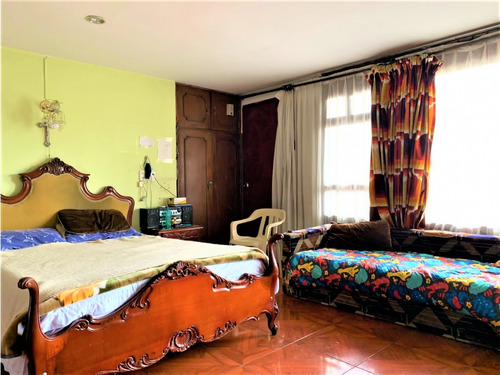 Venta De Casa En La Leonora