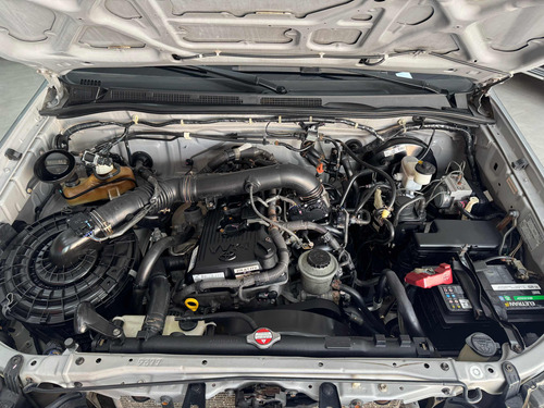 Toyota Hilux 2.7 Srv Cab. Dupla 4x4 Flex Aut. 4p