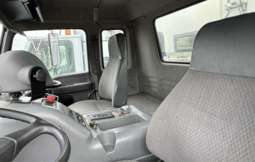 Camion Gmc Motor Cat Con Barredora Tennant C/barrecordon