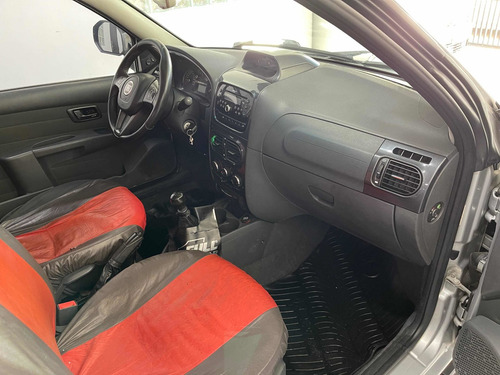 Imagen 11 de 13 de Fiat Strada 2015 1.6 Adventure Cd Pack Top Locker Con Gnc