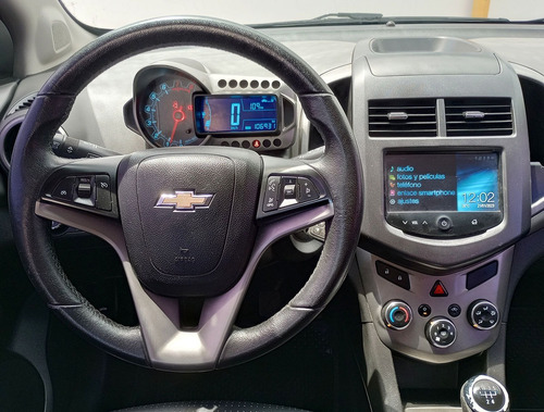 Imagen 15 de 17 de Chevrolet Sonic 1.6 Lt 5ptas. Mt 2013